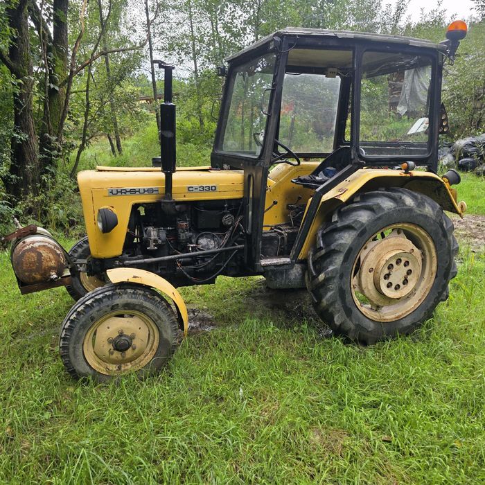 Ciągnik Ursus C-330
