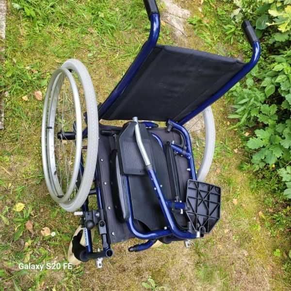 wózek inwalidzki  VEIMEIREN - nowy ( zakurzony ) mogę wysłać - 490 zł