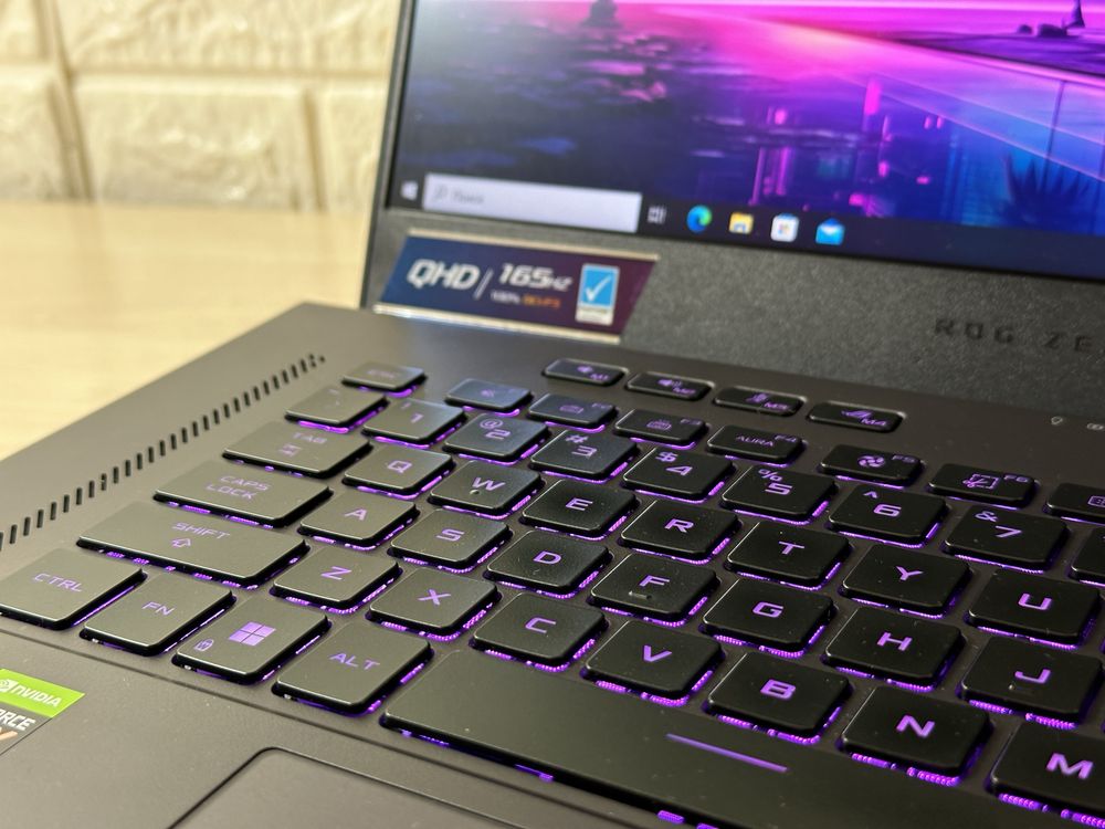 2К 165Hz! RTX 3060 6gb! Ryzen 9 6900HS, Asus Rog Zephyrus, 16/512gb