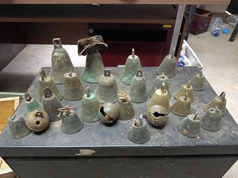 Lote de chocalhos antigos – decoração rural / colecionismo