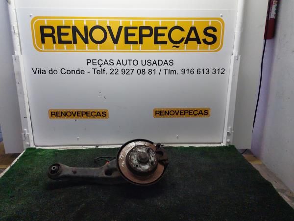 Manga de eixo trás esquerda VOLVO V40 Combi (VW)