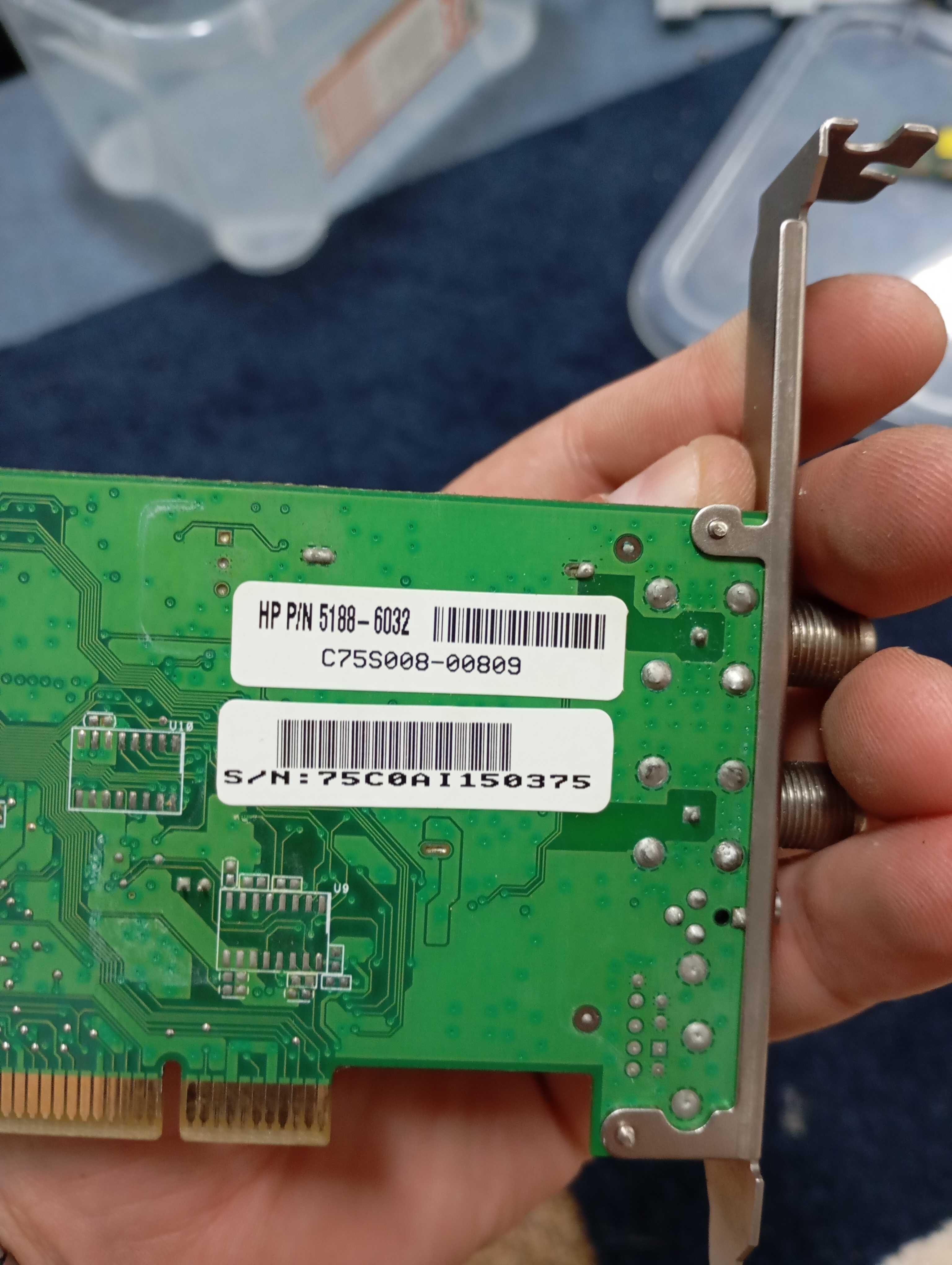 Placa rádio computador retro