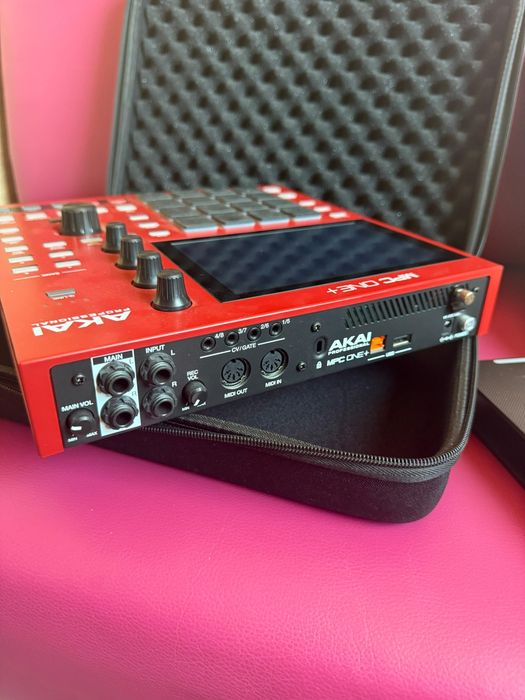 AKAI Professional MPC One+