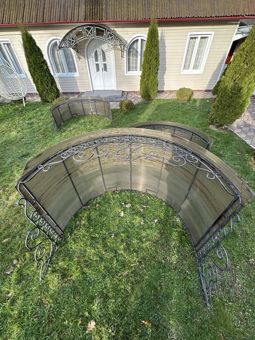 Дашок,навіс,козирьок на двері,вікна