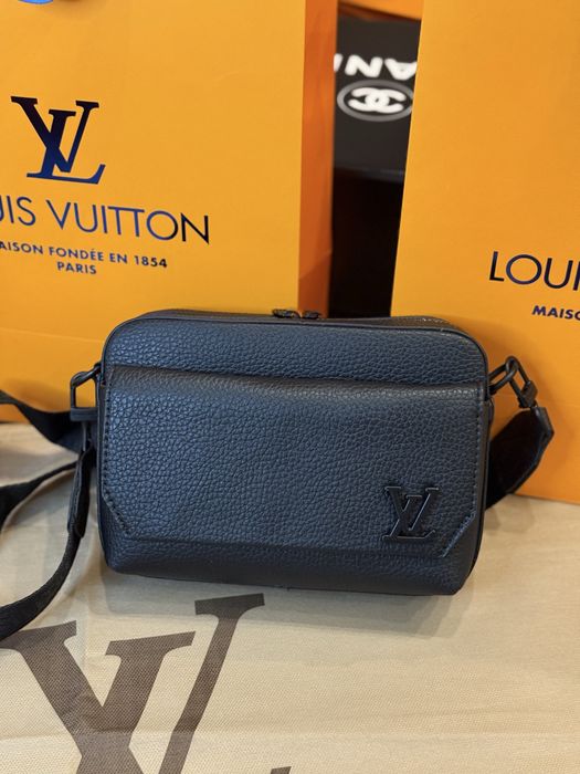 Мужская  сумка месенджер  Louis Vuitton