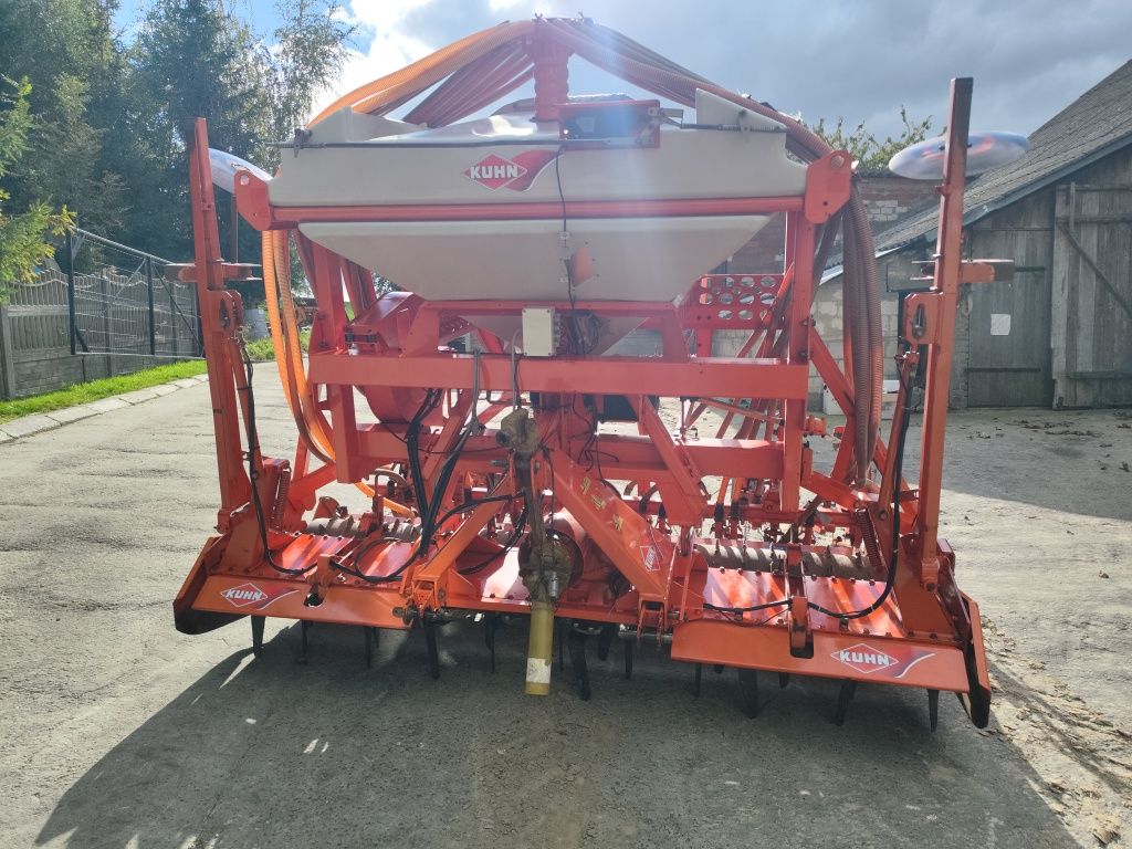 Agregat uprawowo-siewny Integra pneumatyczny 3M kuhn hrb 302