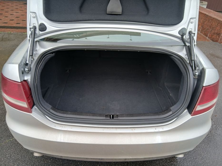 Продам  Обмен  АУДИ а6 с6 3.0 кватро