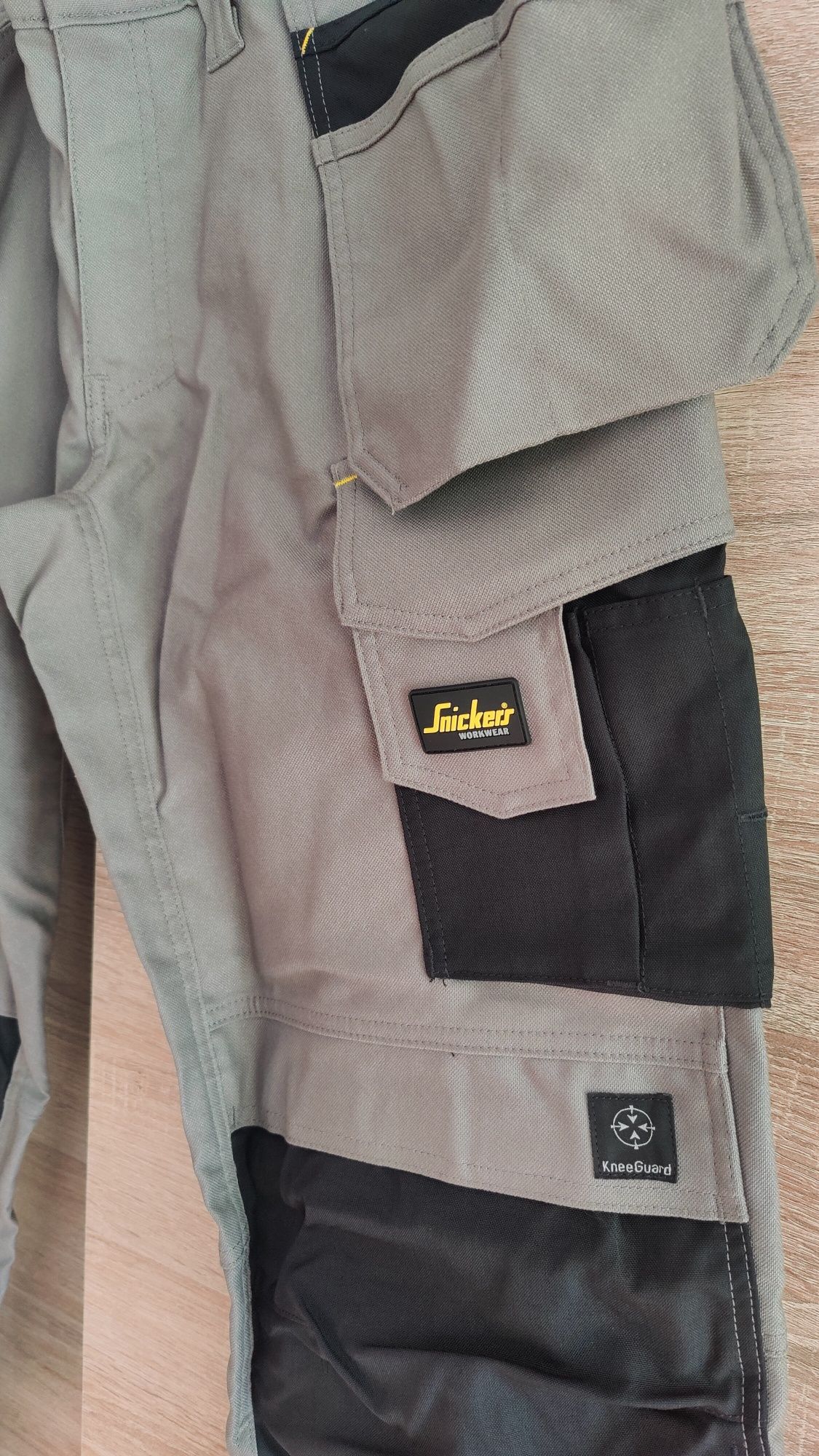 Spodnie robocze Snickers 3214 Canvas+ Stretch 48,50