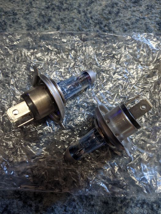 Автомобильные лампы .