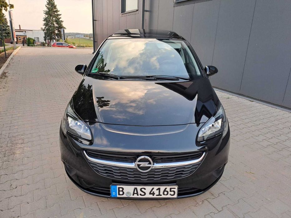 Opel Corsa Active Bezywpadkowa z Niemiec Szklany dach Bogata wersja