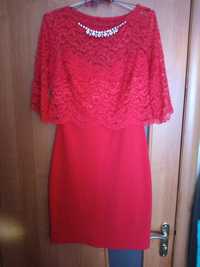Красиве червоне плаття