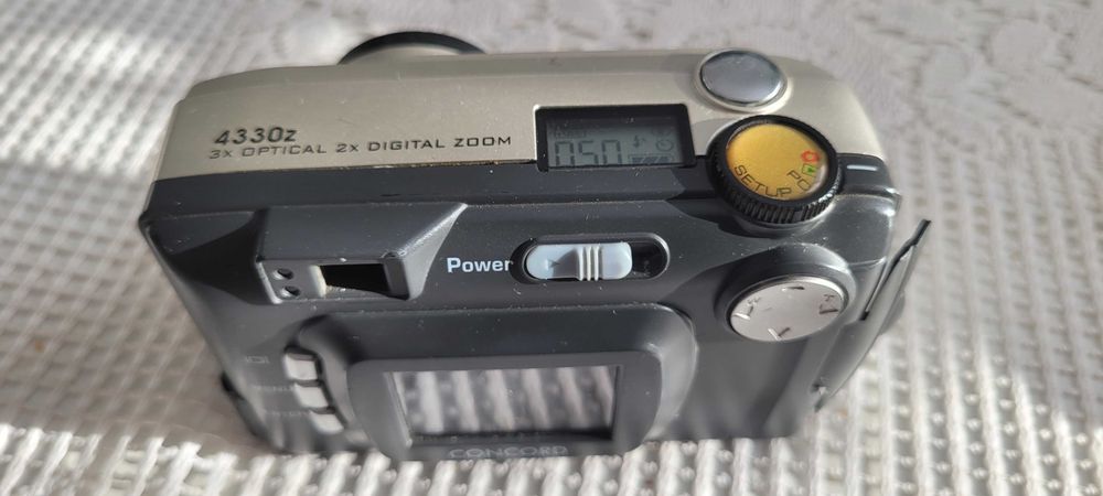 Aparat cyfrowy concord 4330z