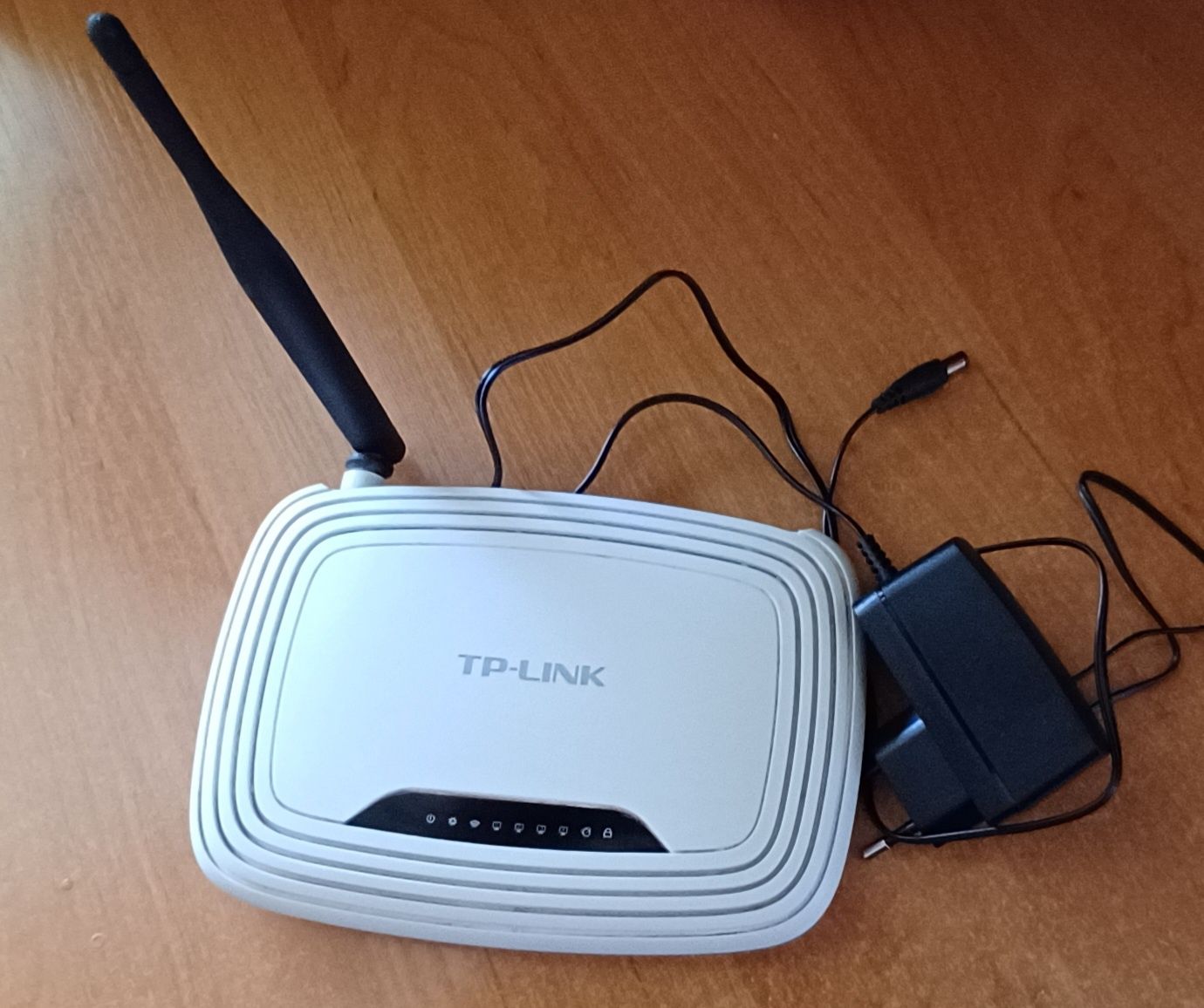 Wi-fi роутер/маршрутизатор TP-LINK TL-WR740N