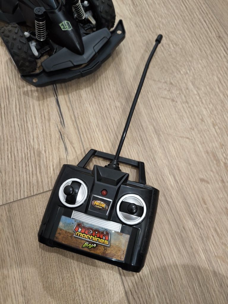 Zdalnie sterowane AUTO typu buggy PREZENT