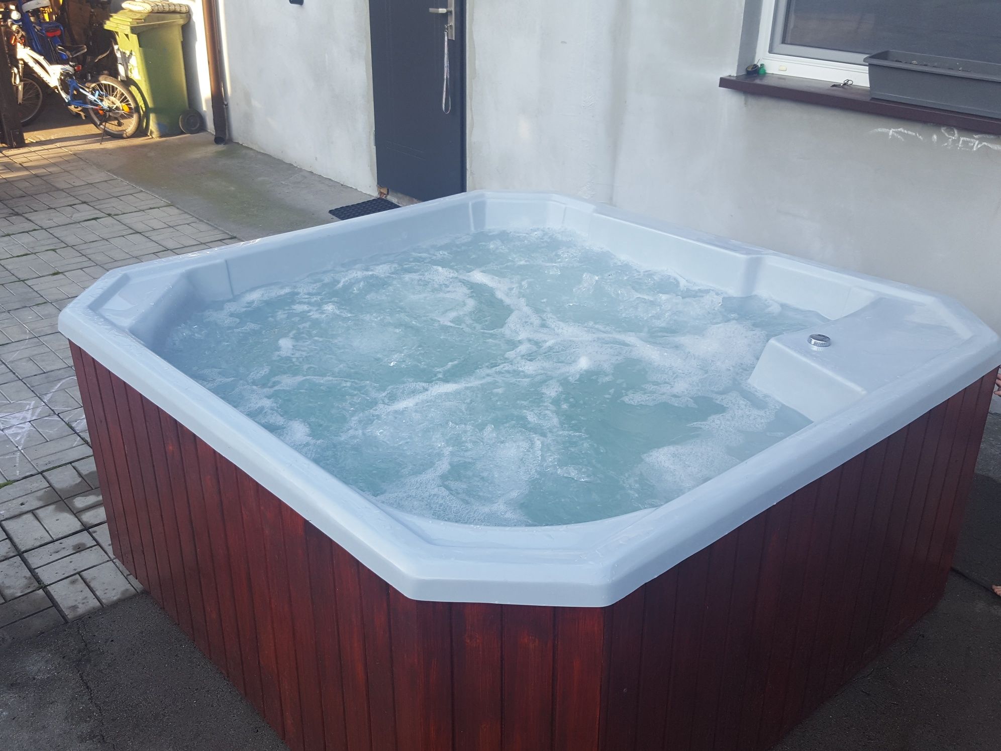 JACUZZI SPA wanna hydromasaż jakuzzi basen beczka balia