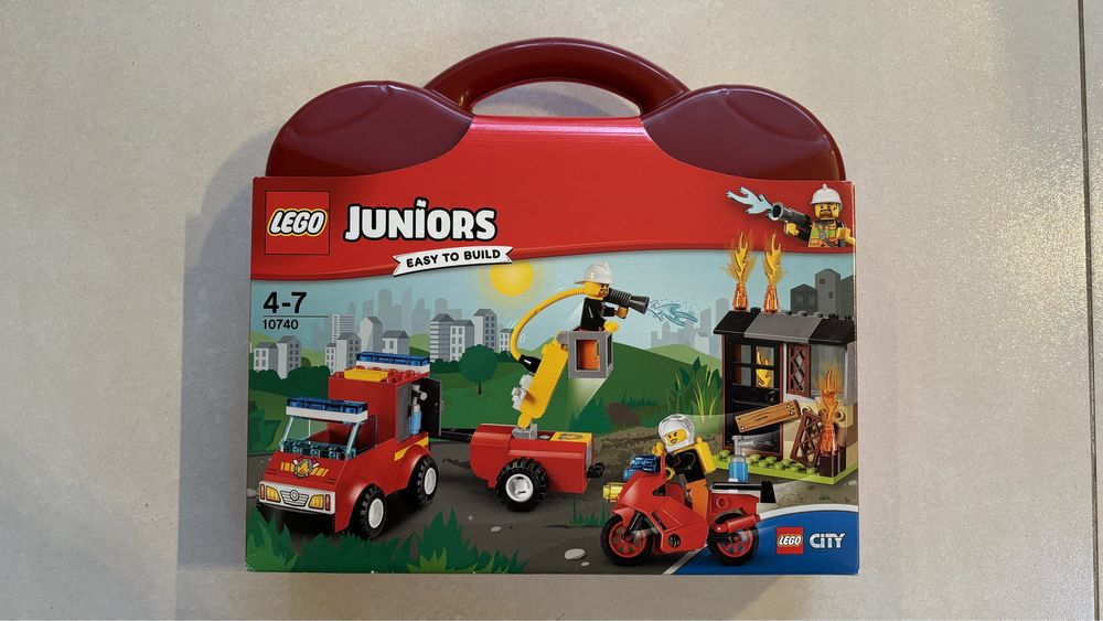 LEGO 10740 City Juniors 4-7 Patrol Strażacki DUPLO