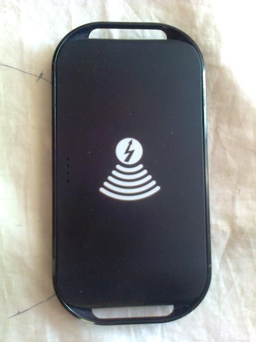 Ladowarka indukcyjna power bank Xenic cw 8613