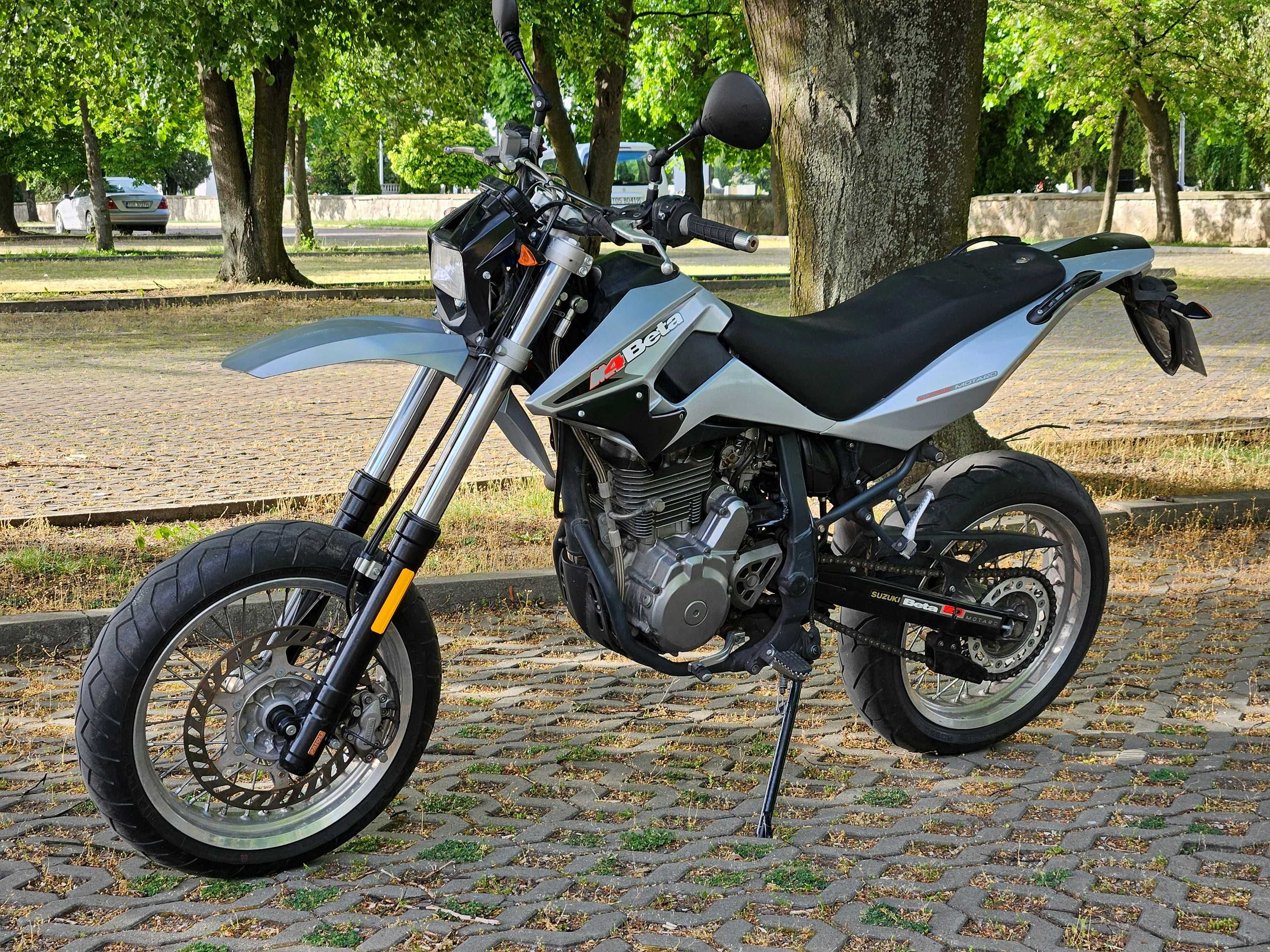 Beta M4 Supermotard 350 na A2 Supermoto 35kw DRZ