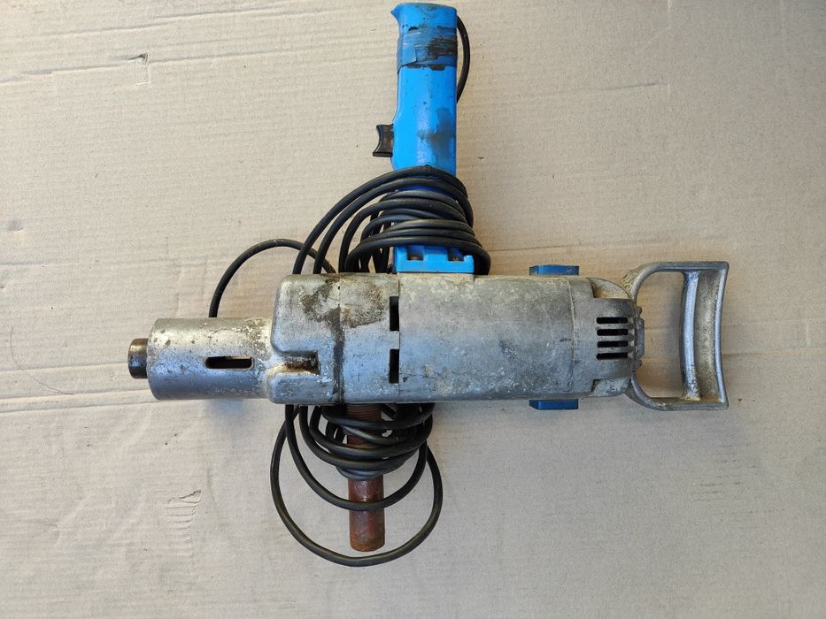 Низкооборотистая дрель ИЭ-1023У2щ СССР