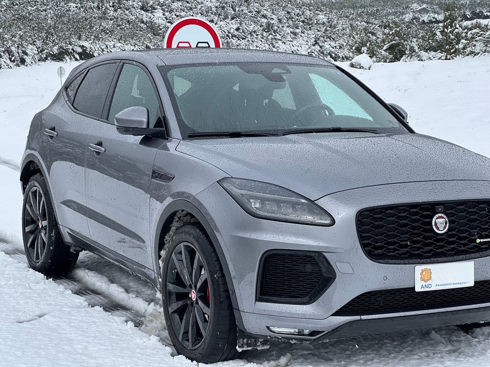 Jaguar E-Pace R Dynamic P200 Híbrido HSE – Como novo!