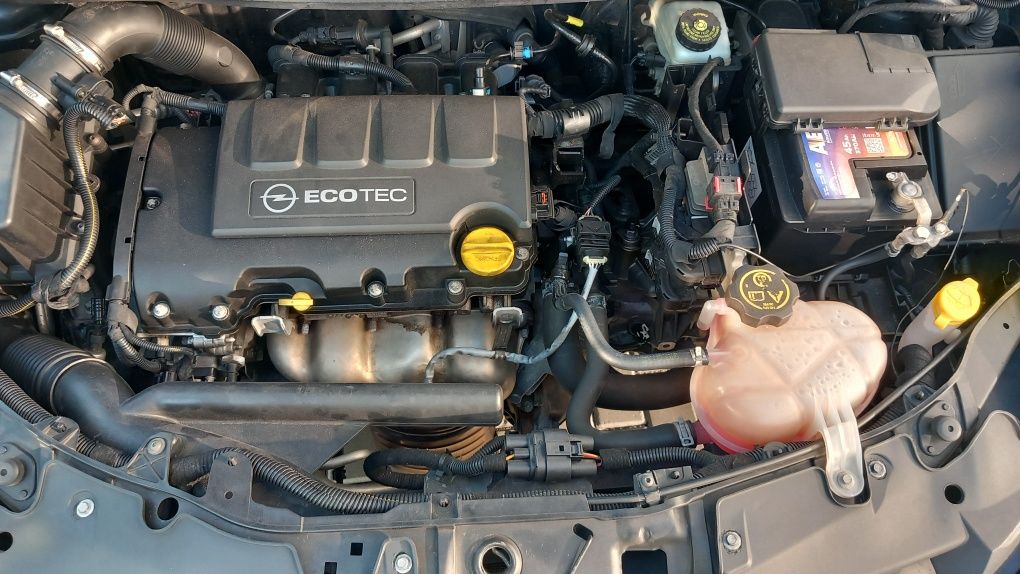 Opel Corsa D 1.2 16V