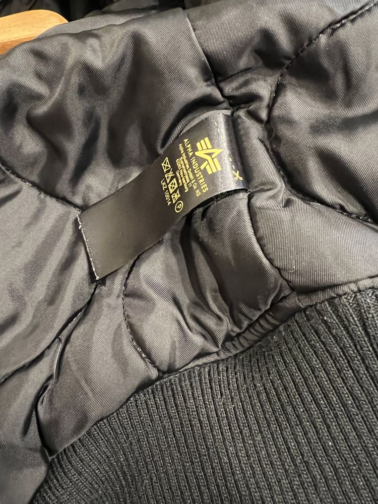 Kurtka ciepła ALPHA INDUSTRIES injector III UNIKAT cały czarny