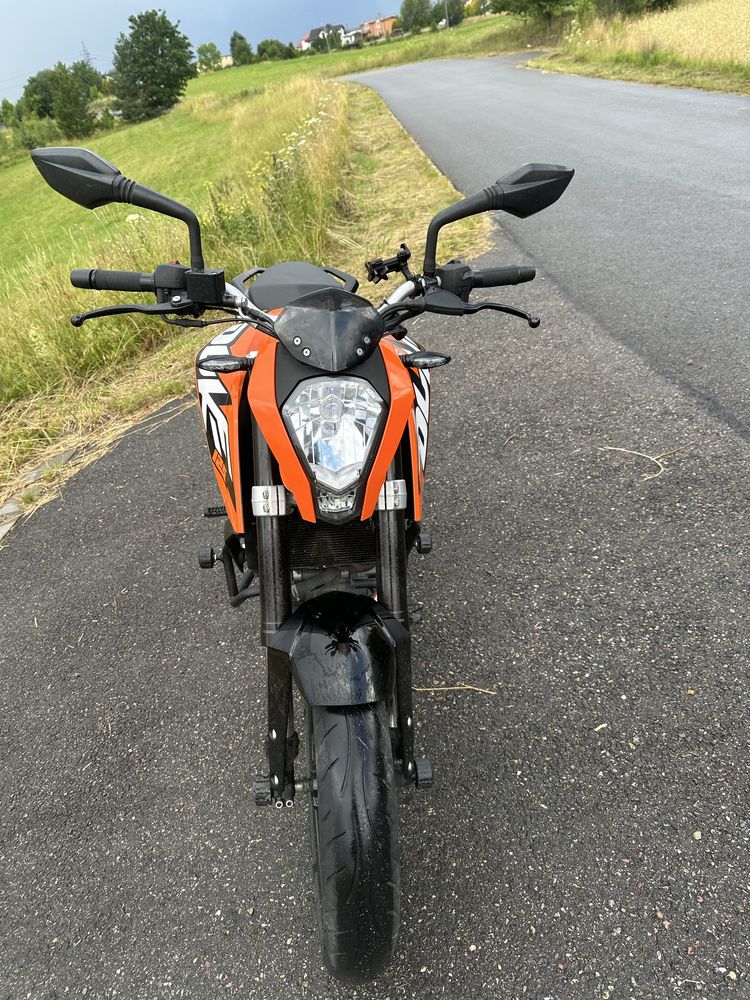 Motocykl Ktm duke 125