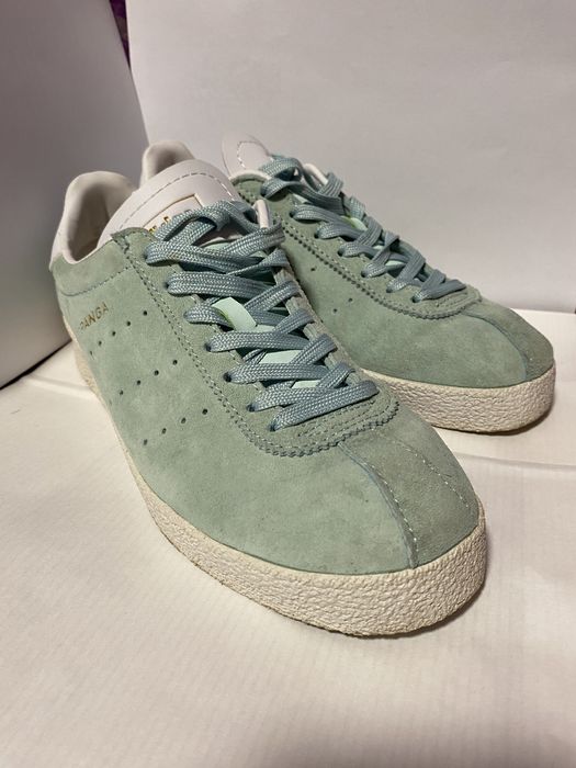 Кросівки adidas topanga