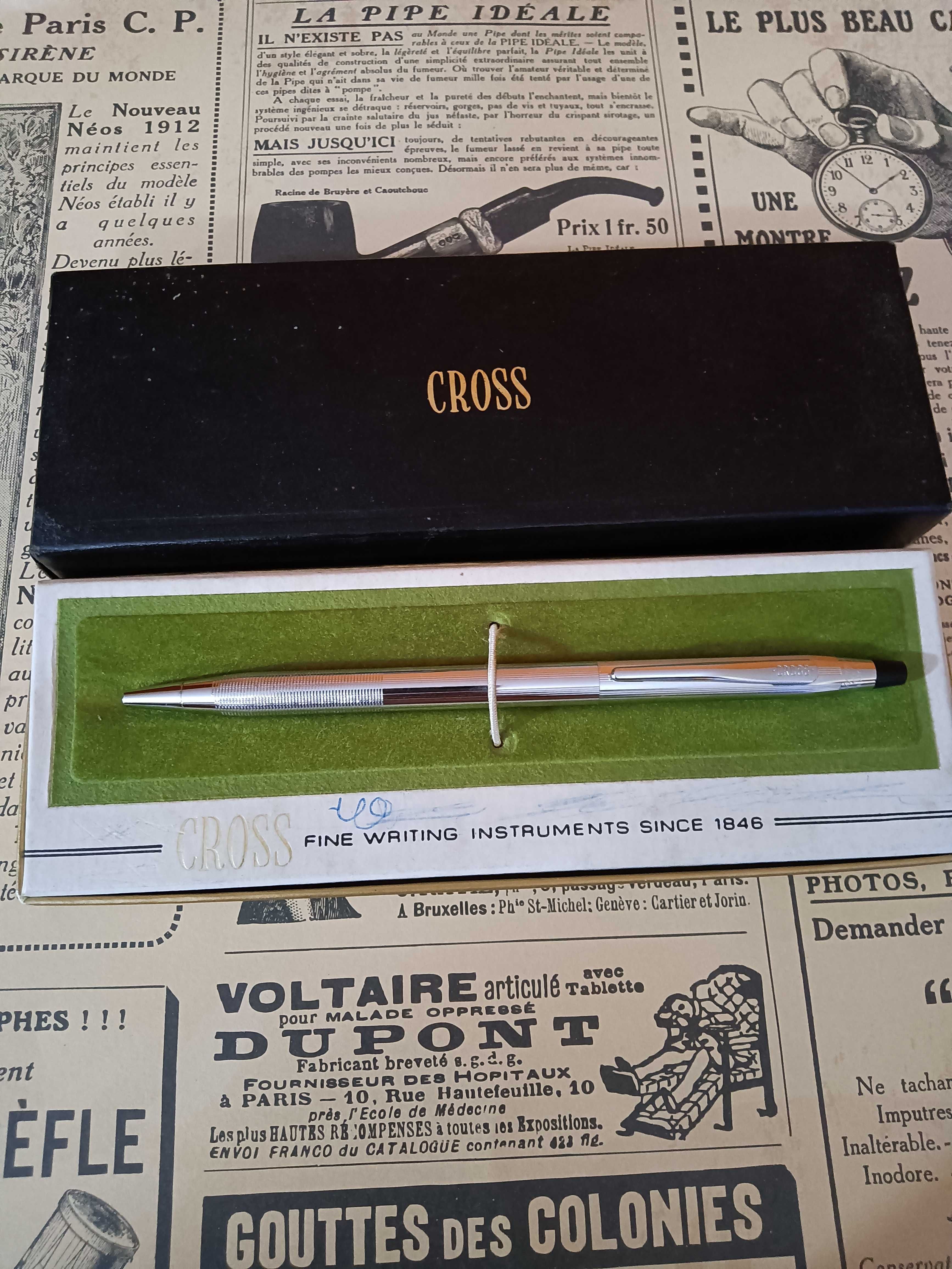 Caneta esferográfica cross prateada com caixa