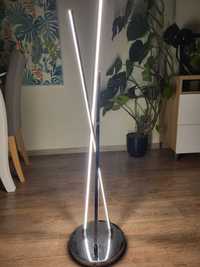 Lampa stojaca led