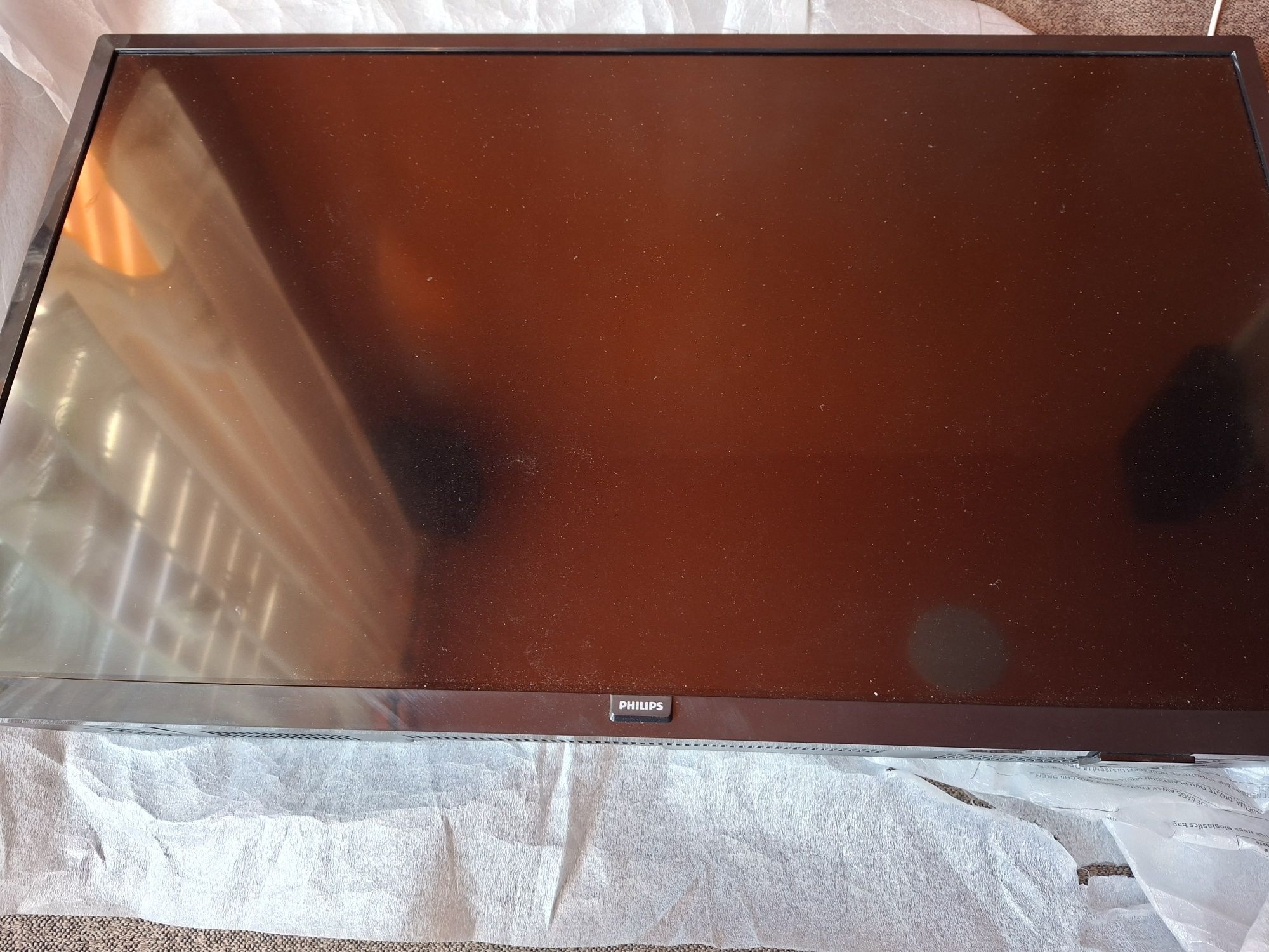 Sprzedam telewizor Philips 32cale dekoder DVB-T2