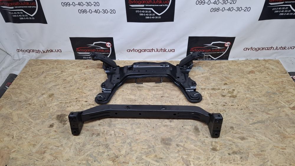 Подрамник підрамник балка Hyundai Matrix балка matrix  подрамник matri