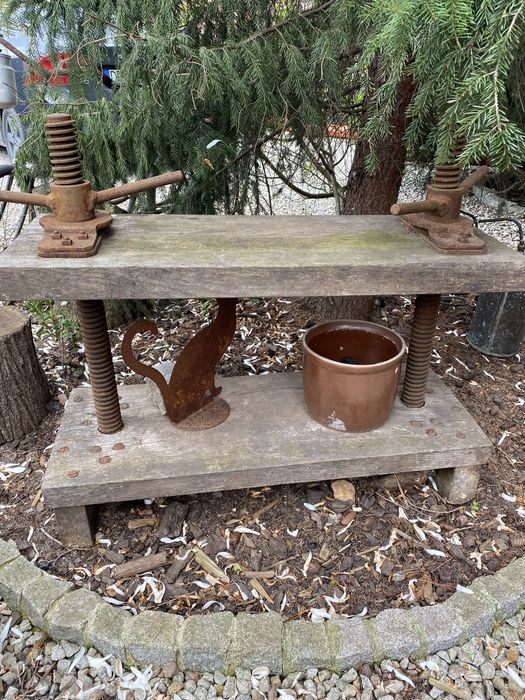 Stara prasa duża  ciężka