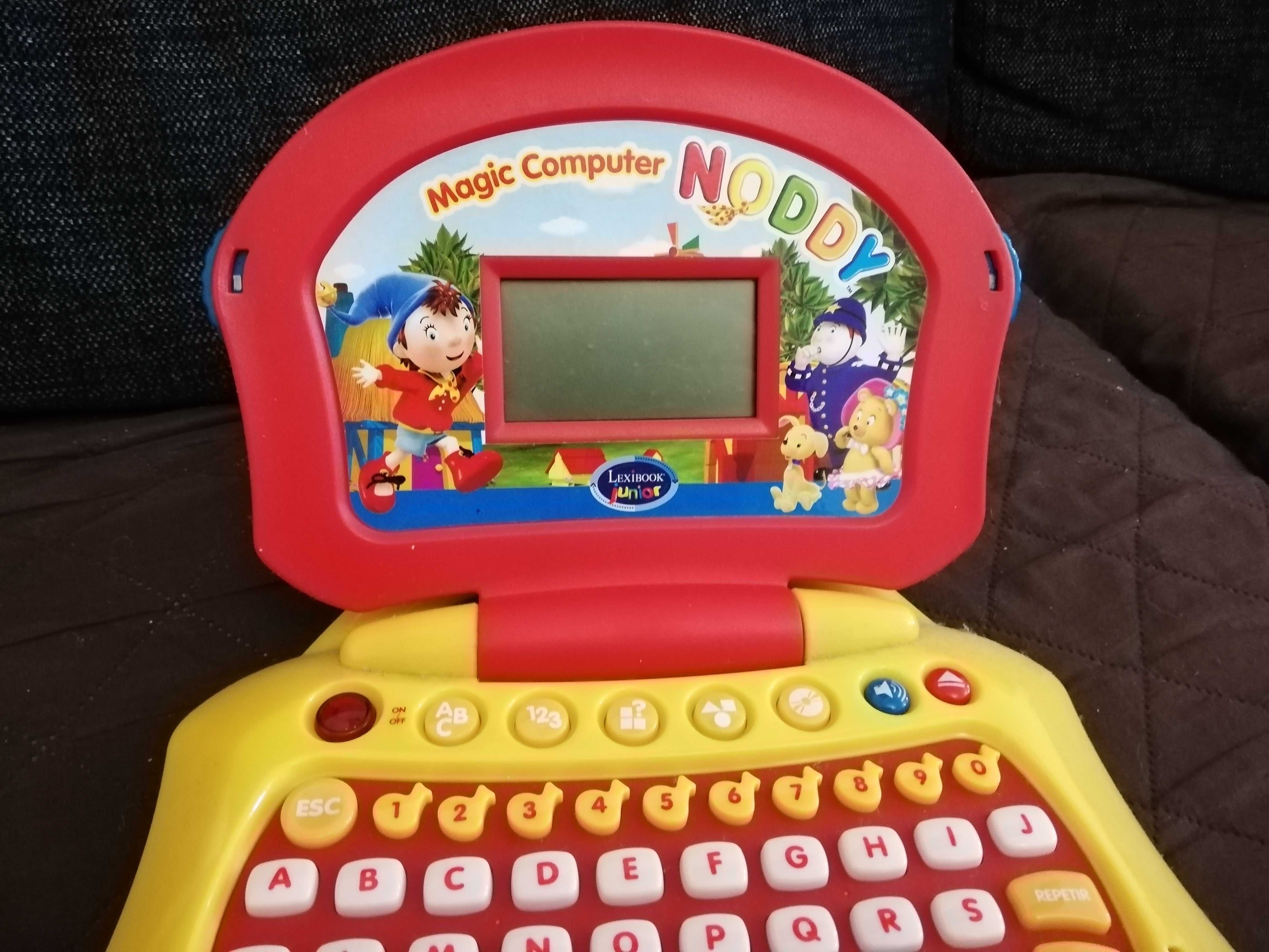 Computador portátil didático do noddy