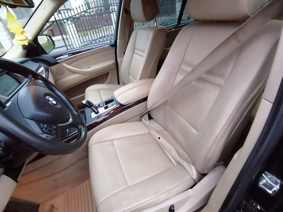 BMW X5 Polski salon