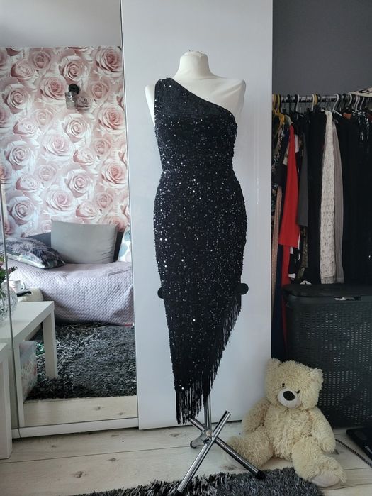 Czarna cekinowa sukienka asymetryczna z frędzlami   XL-XXL