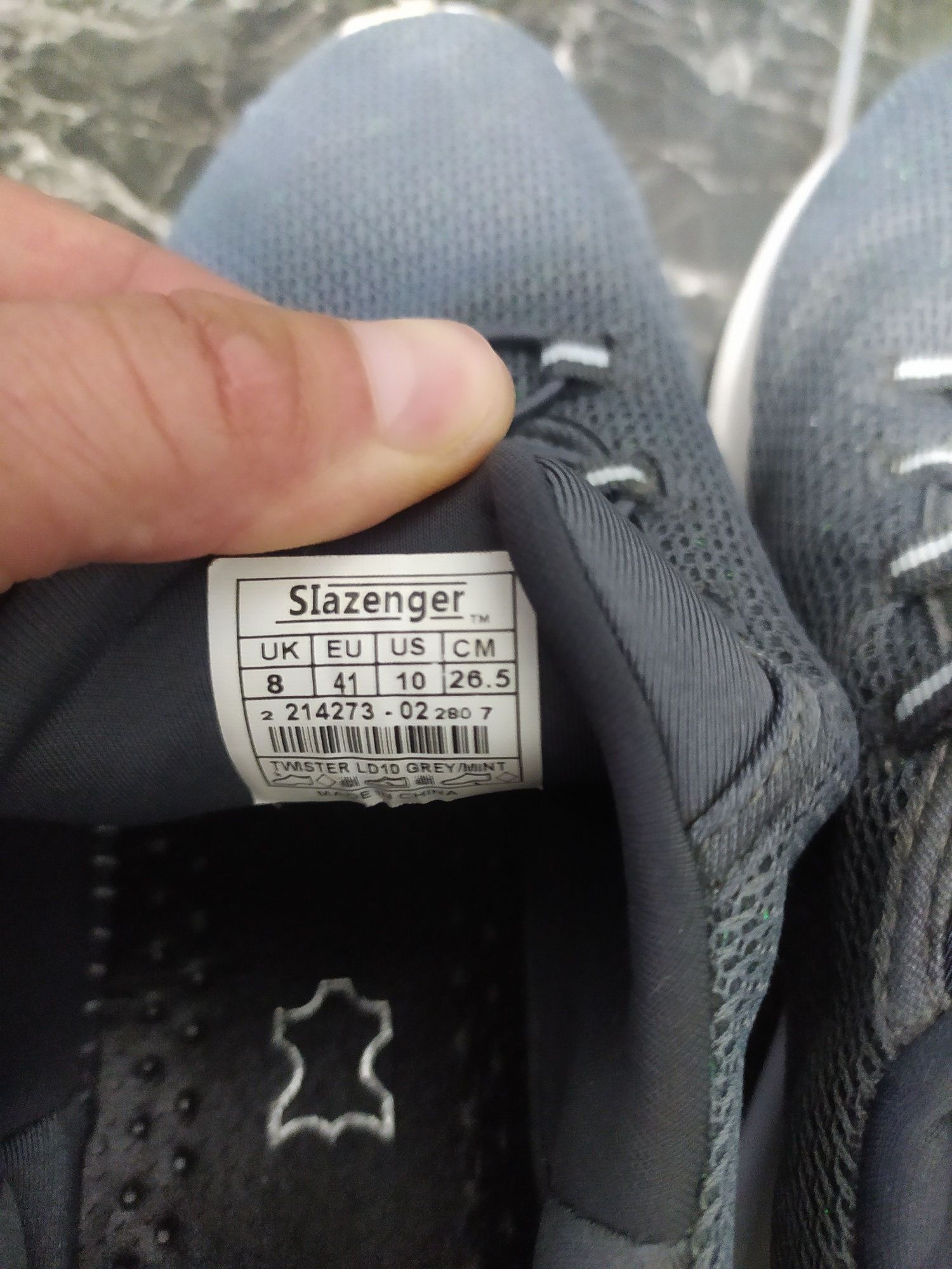 Кросівки жіночі Slazenger. 41 розмір.