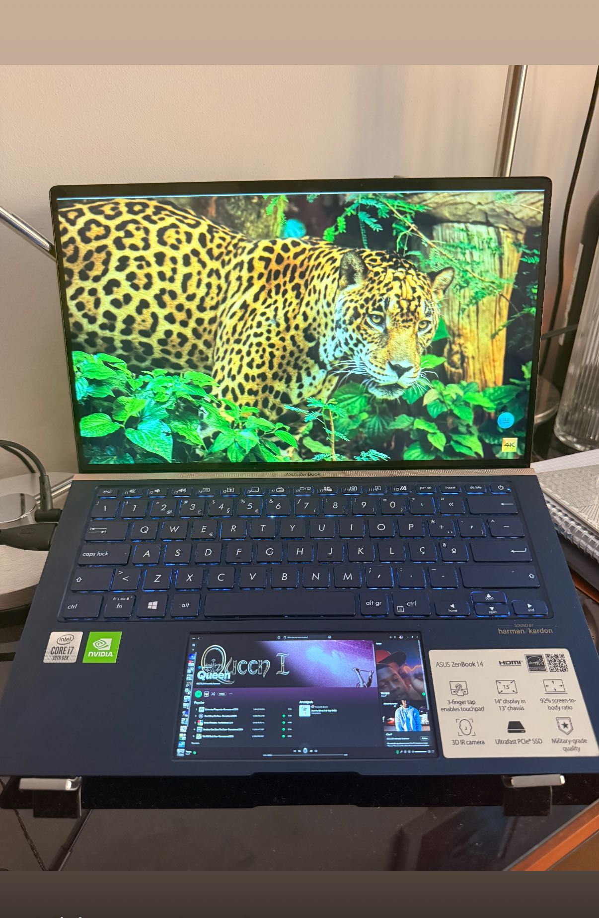 ASUS ZENBOOK i7 1TB SSD touch screen 2 ecrã