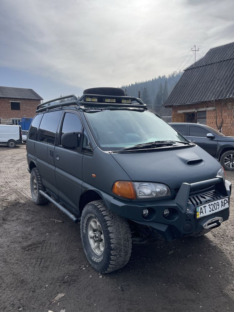 Mitsubishi Delica