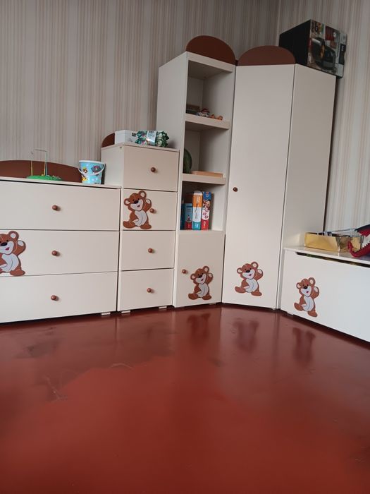Sprzedam meble do pokoju dziecięcego Rezerwacja do środy 12.11.2025