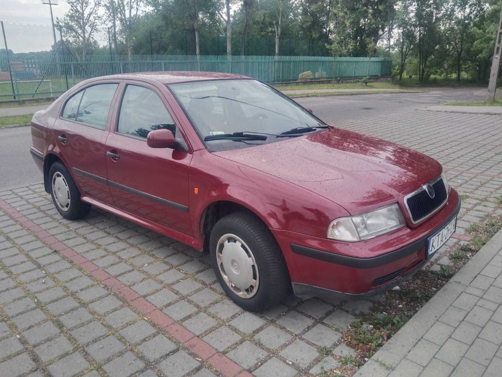 Skoda Octavia 1999r. 1.6benz LPG..90KM. waźne opałaty