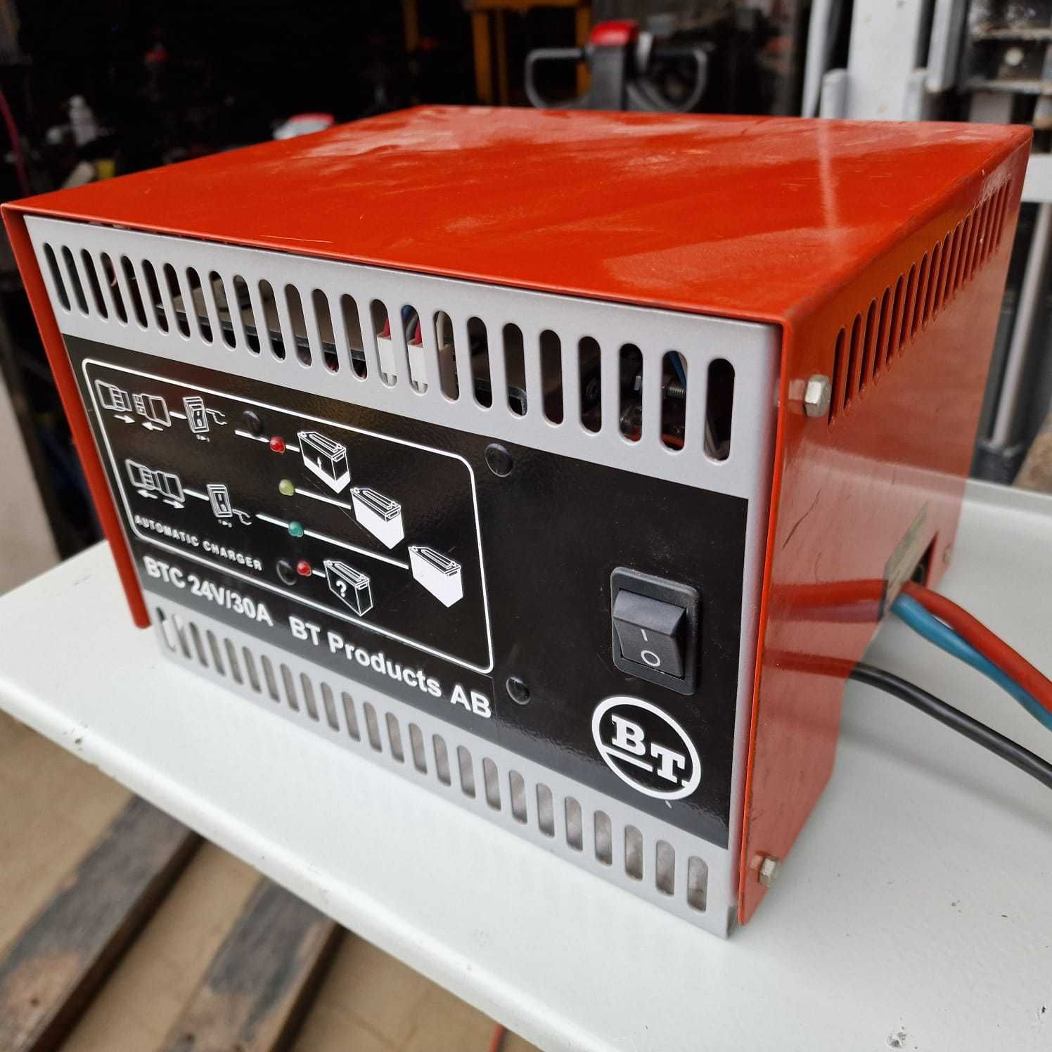 Ładowarka baterii trakcyjnych Toyota BT 24V 30A 40A 50A 60A 48V