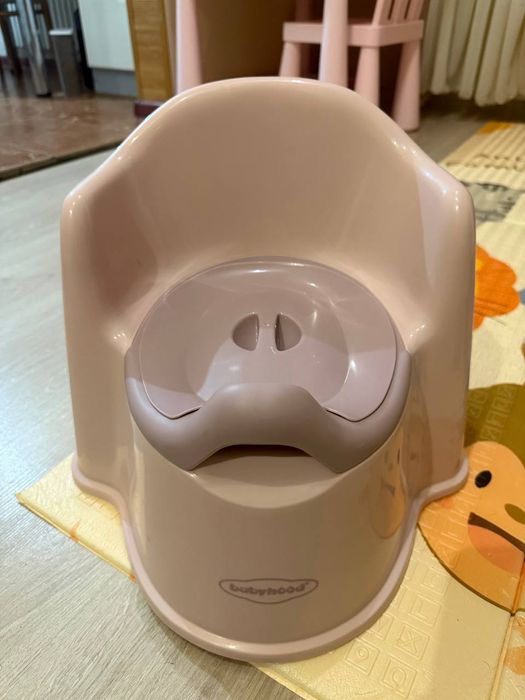 Продам детский горшок