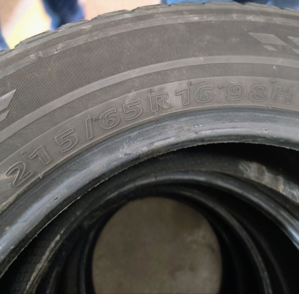 Резина kumho 215 65 16