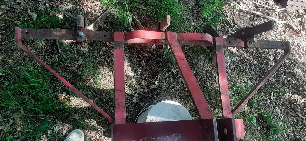 Abre regos para trator