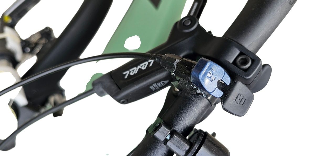 Nowy. Cone E 3 Cross . Bosch Smart.  750Wh.