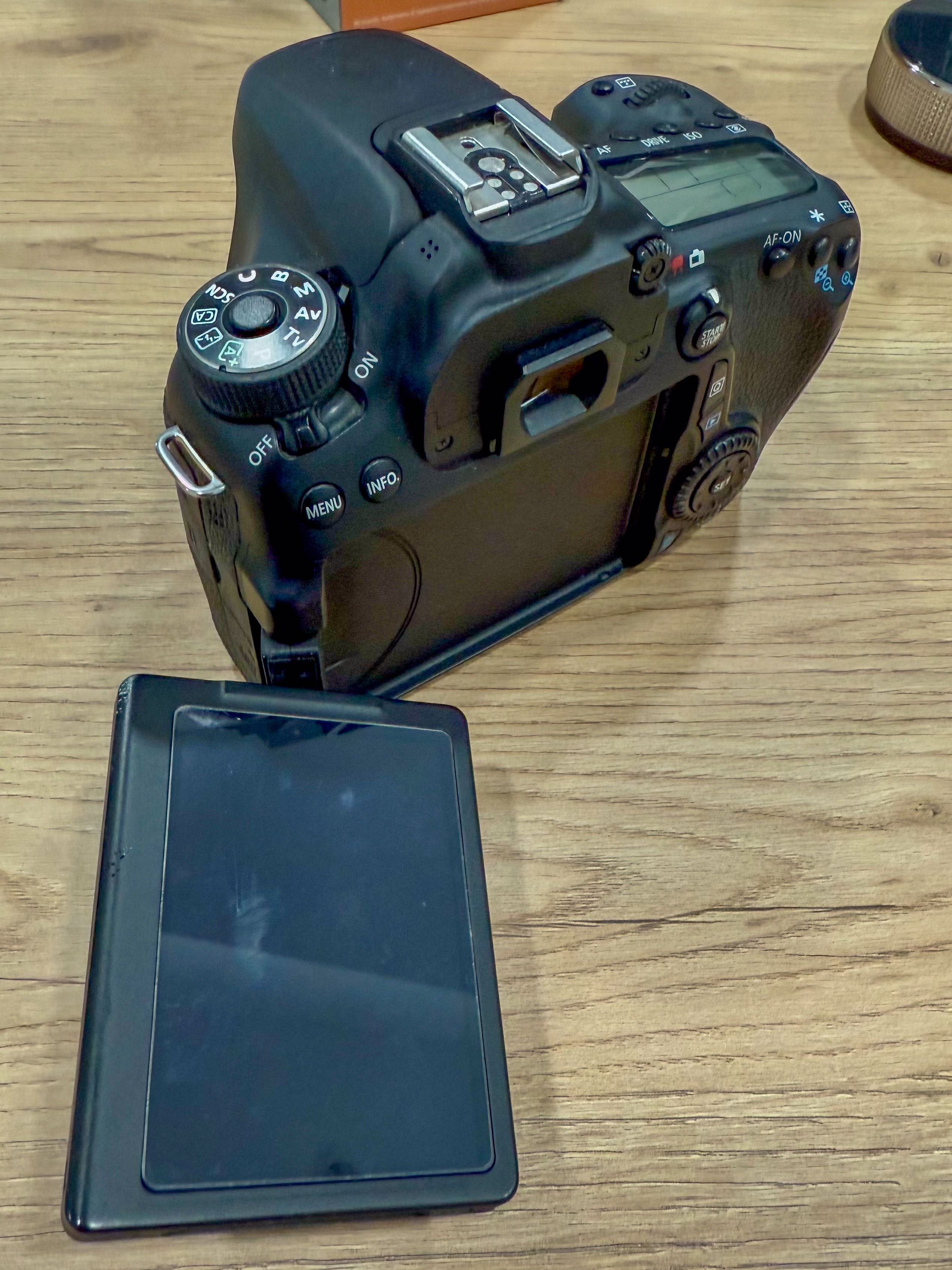 Corpo Canon EOS 70D