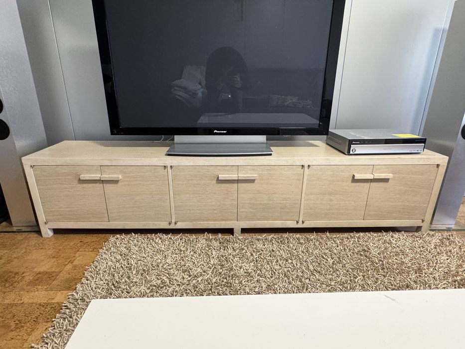 móvel para televisão cor bege