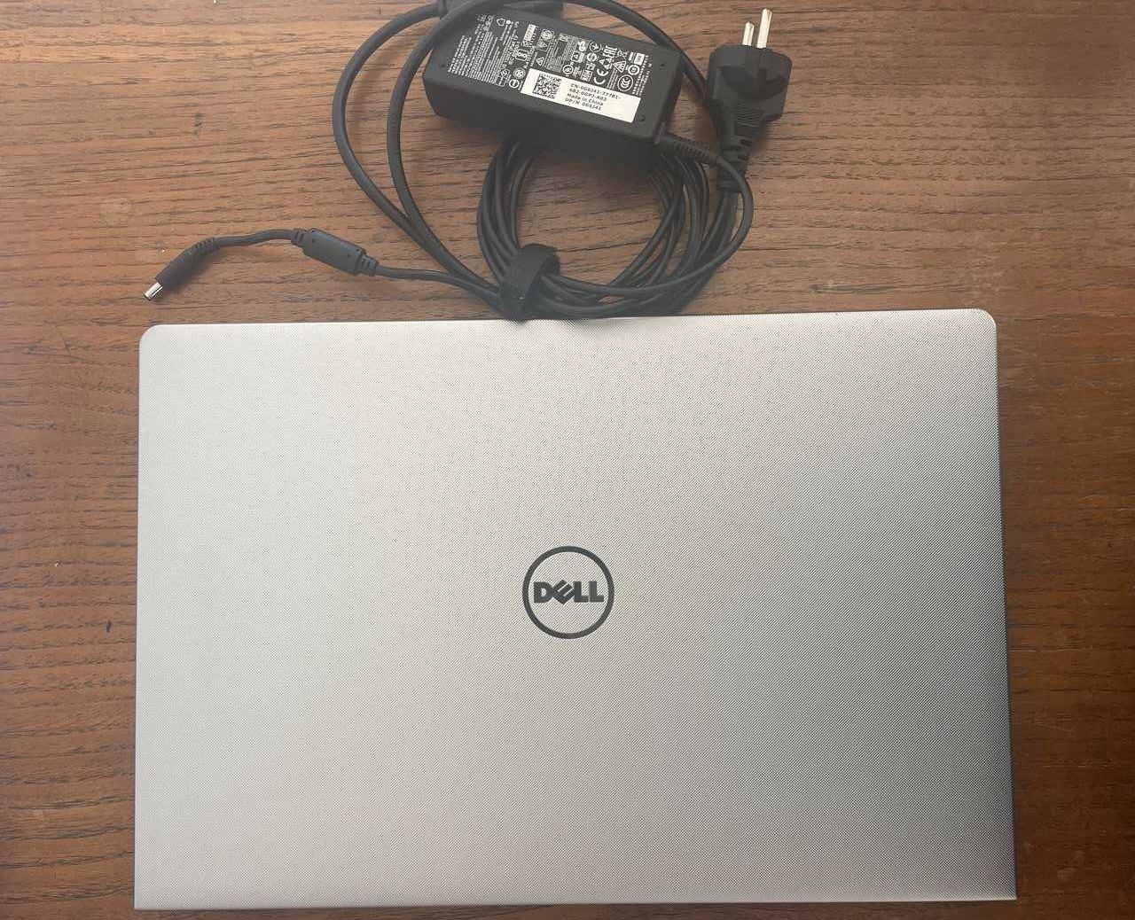 Portátil Dell Inspiron 5559 - i7 6500