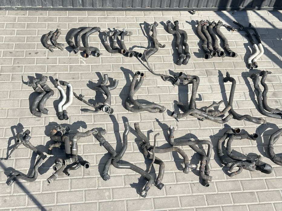 Патрубки водяног охолодження Патрубок водяний Гольф Тоуран Октавія А5